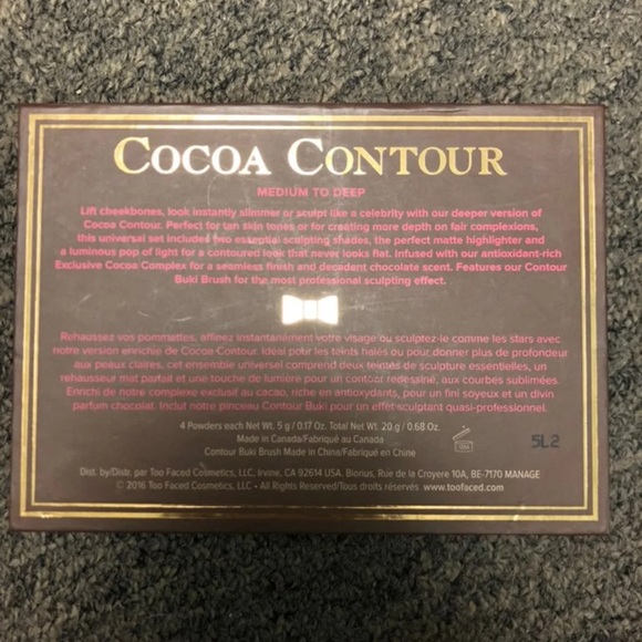 Too Faced Cocoa Contour Palette Medium to Deep - Picture 2 of 4